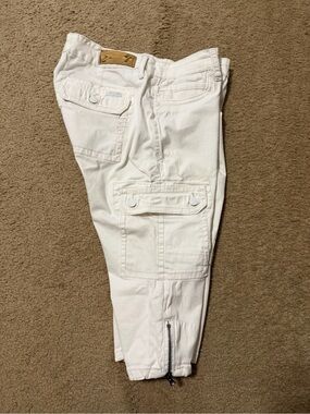 Seven7 White Denim Cargo Capris with Leather Logo Patch